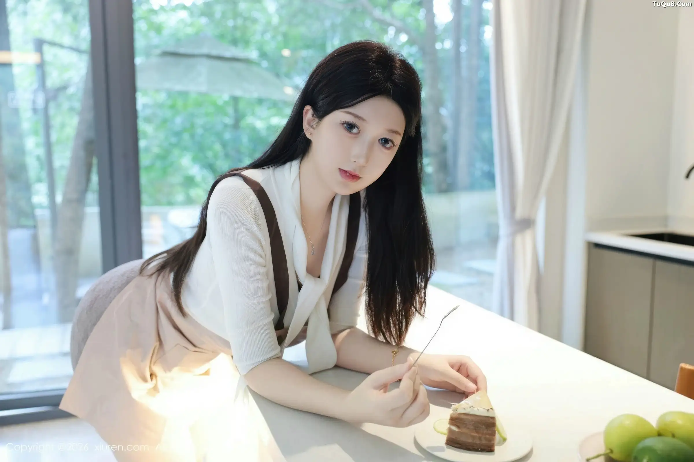   [XiuRen]高清写真图 2026.01.08 No.11207 奶思兔 黑色情趣内衣第45张图片