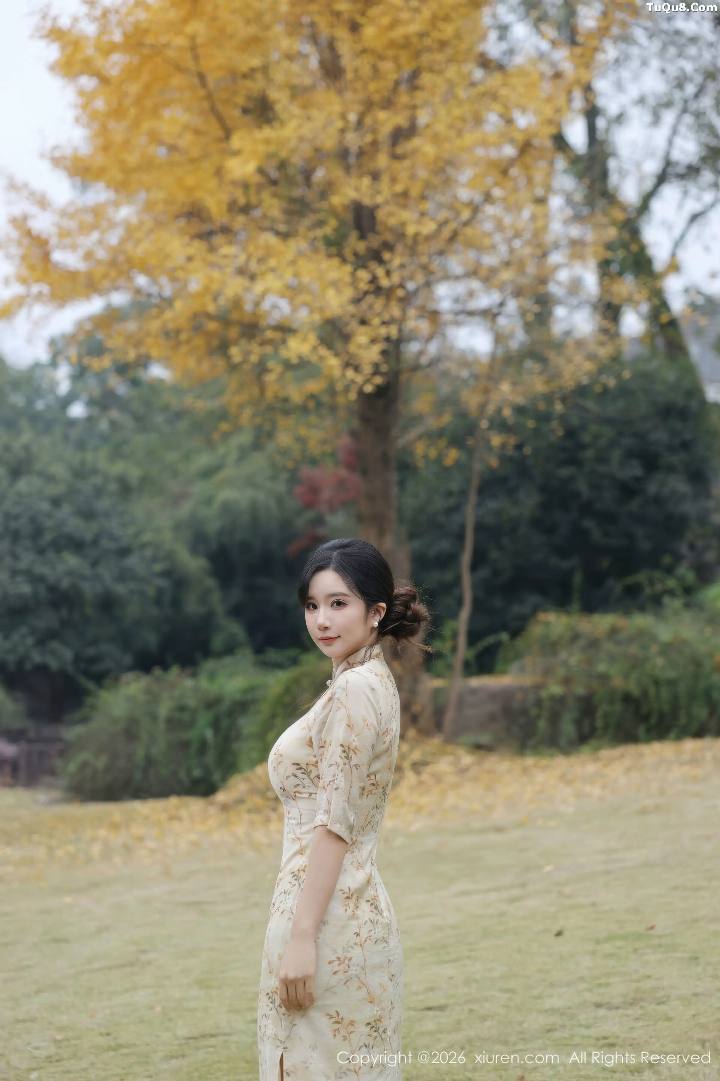   [XiuRen]高清写真图 2026.01.09 No.11214 小肉肉咪 黄色蕾丝内衣第4张图片