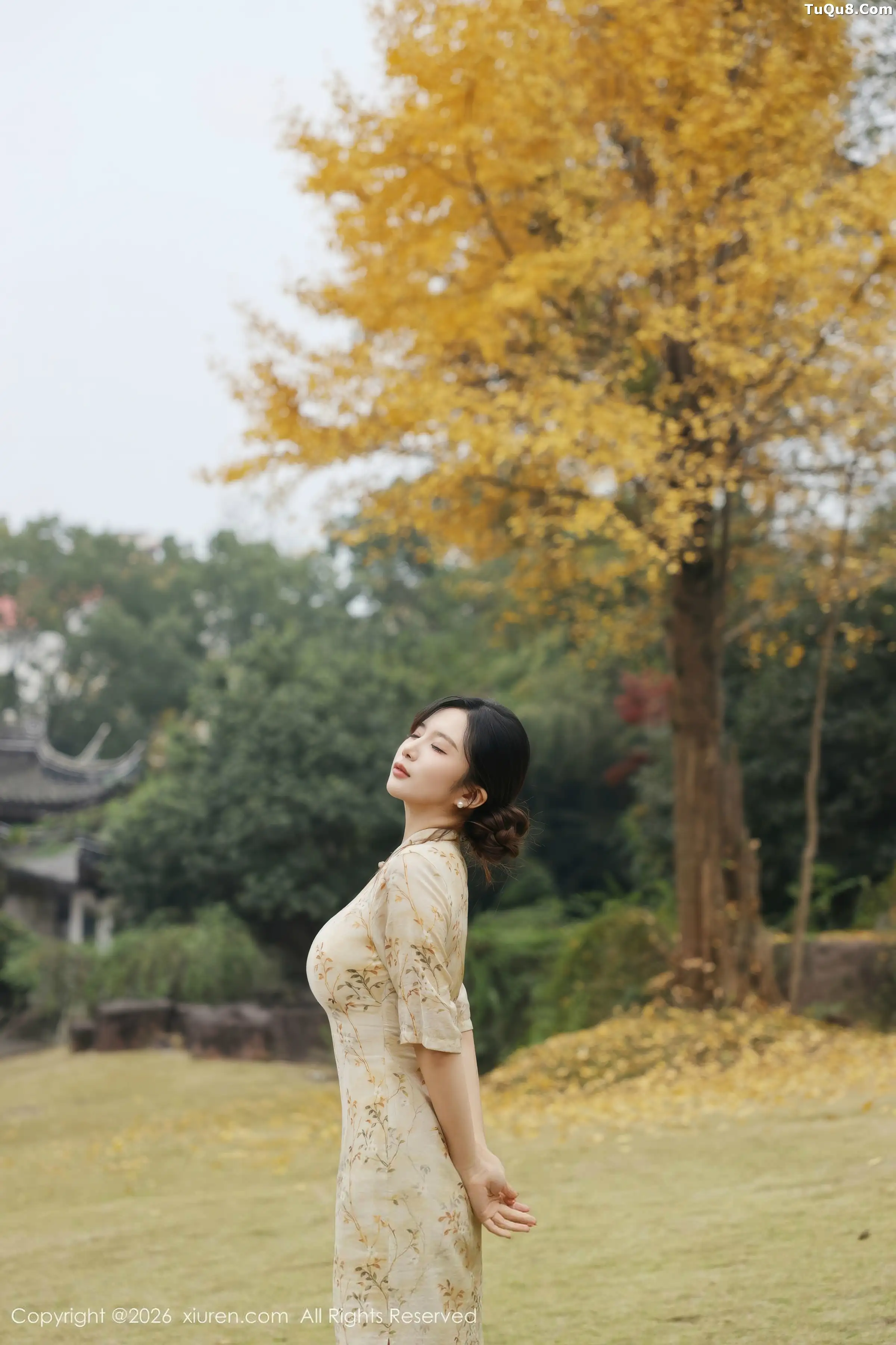   [XiuRen]高清写真图 2026.01.09 No.11214 小肉肉咪 黄色蕾丝内衣第5张图片