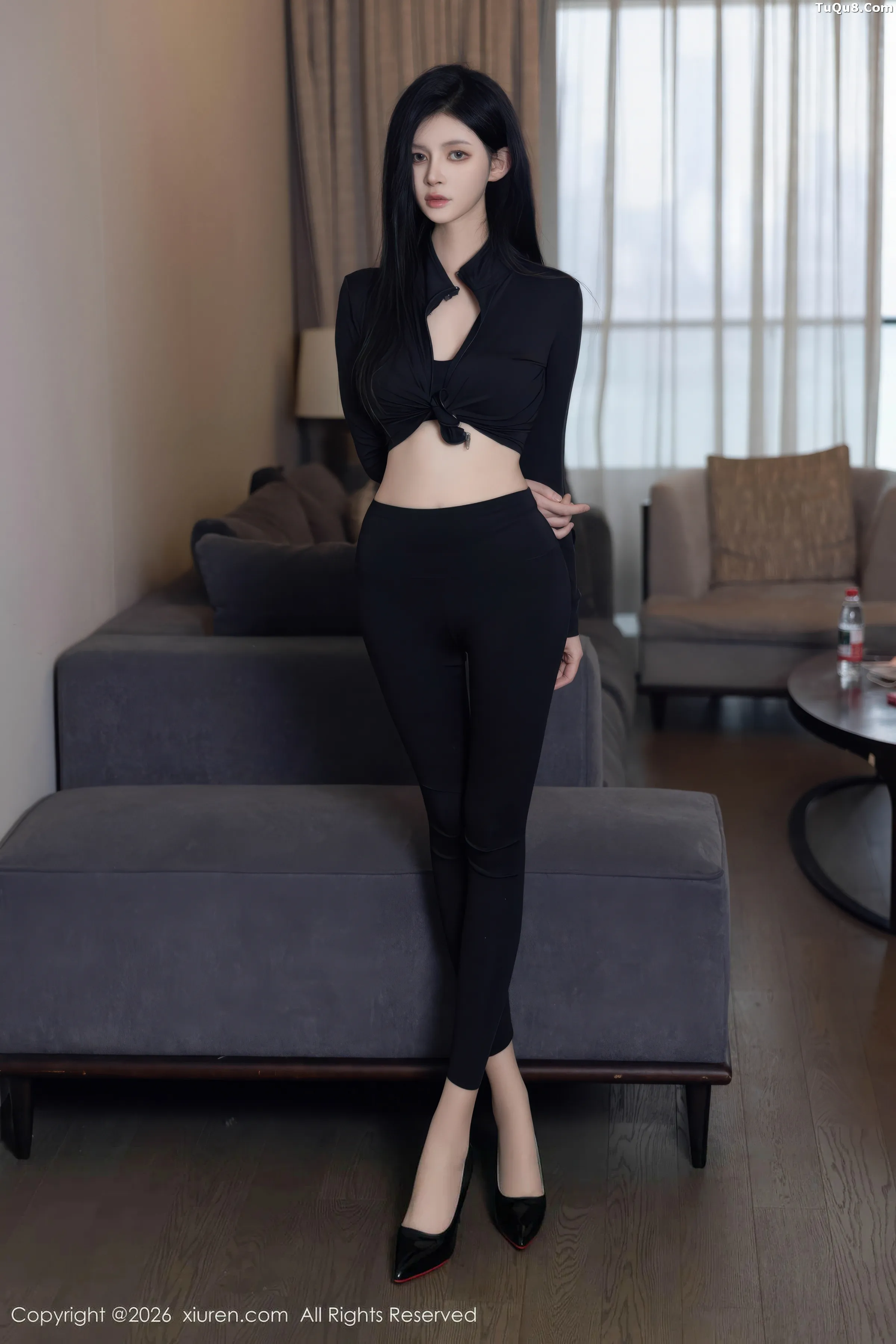   [XiuRen]高清写真图 2026.01.28 No.11283 沈如斯 黑色情趣服饰第8张图片