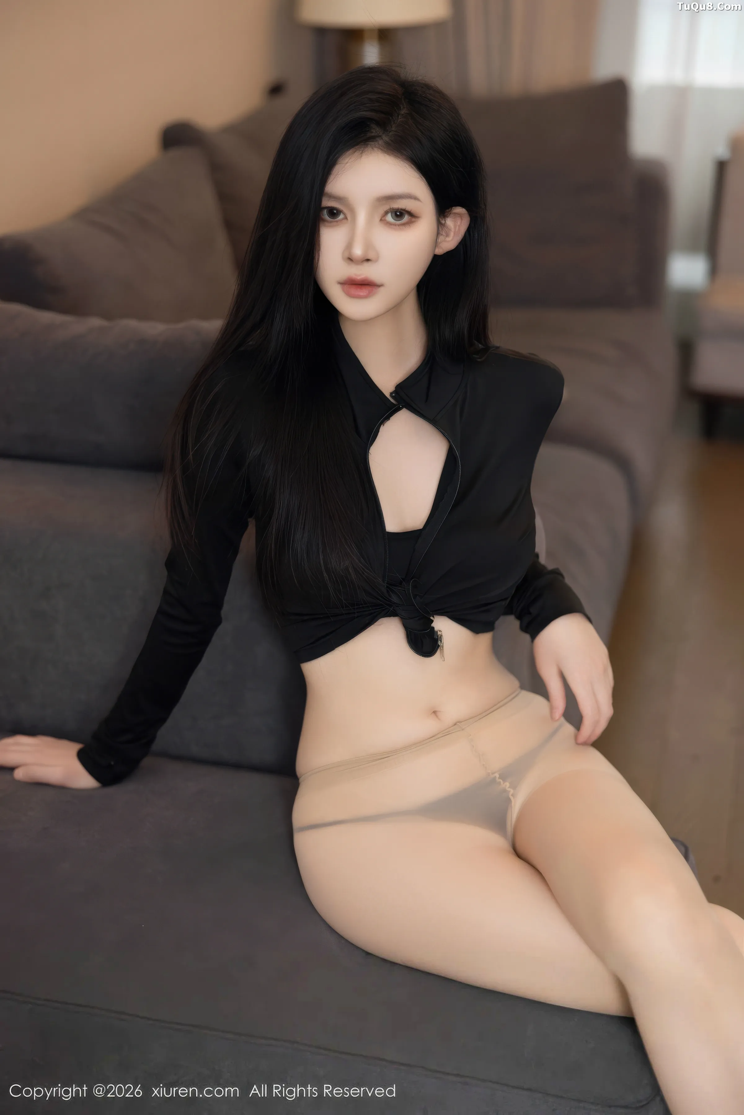   [XiuRen]高清写真图 2026.01.28 No.11283 沈如斯 黑色情趣服饰第19张图片