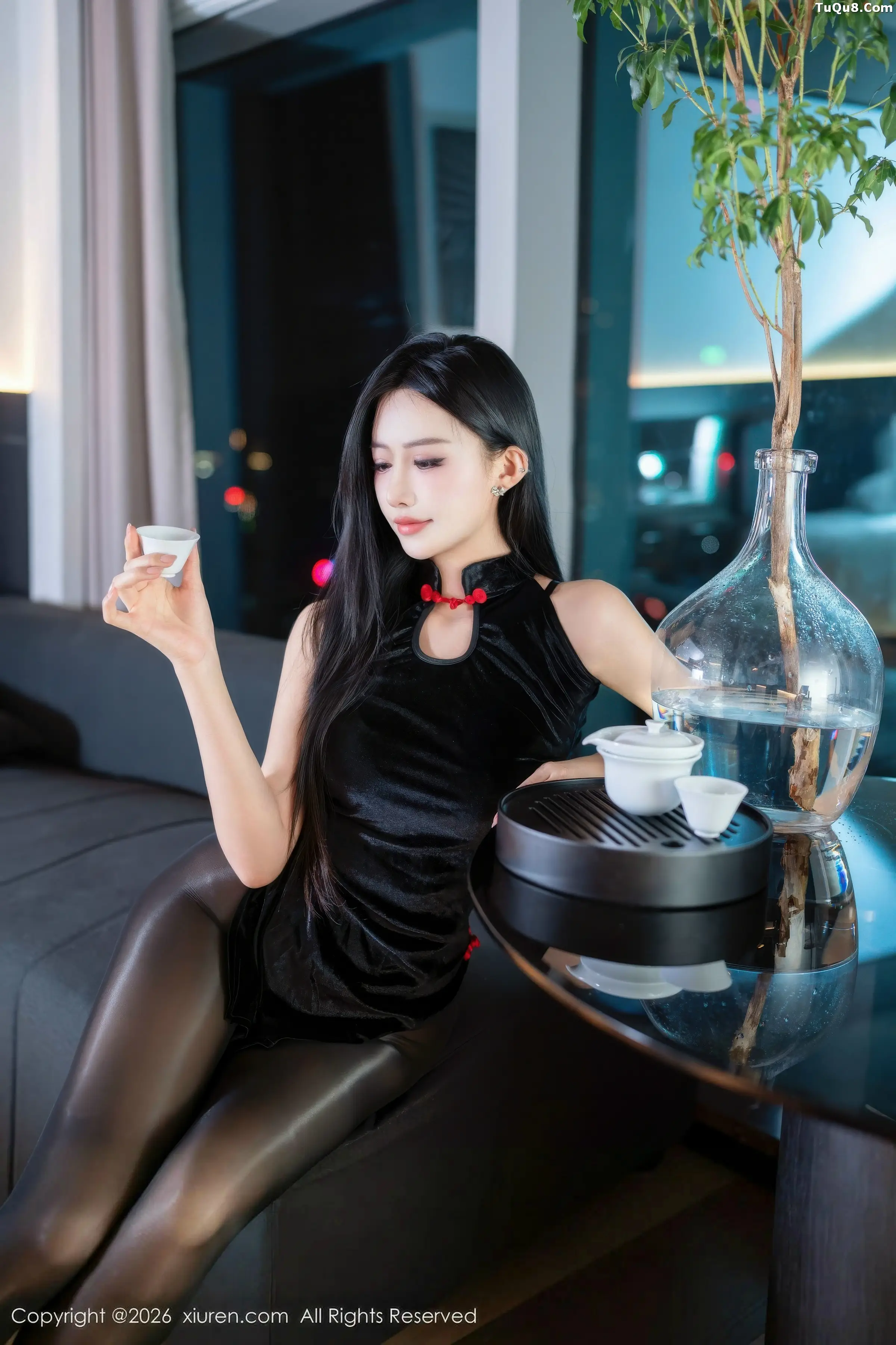   [XiuRen]高清写真图 2026.01.30 No.11300 shelly诗莉 黑色情趣内衣第9张图片