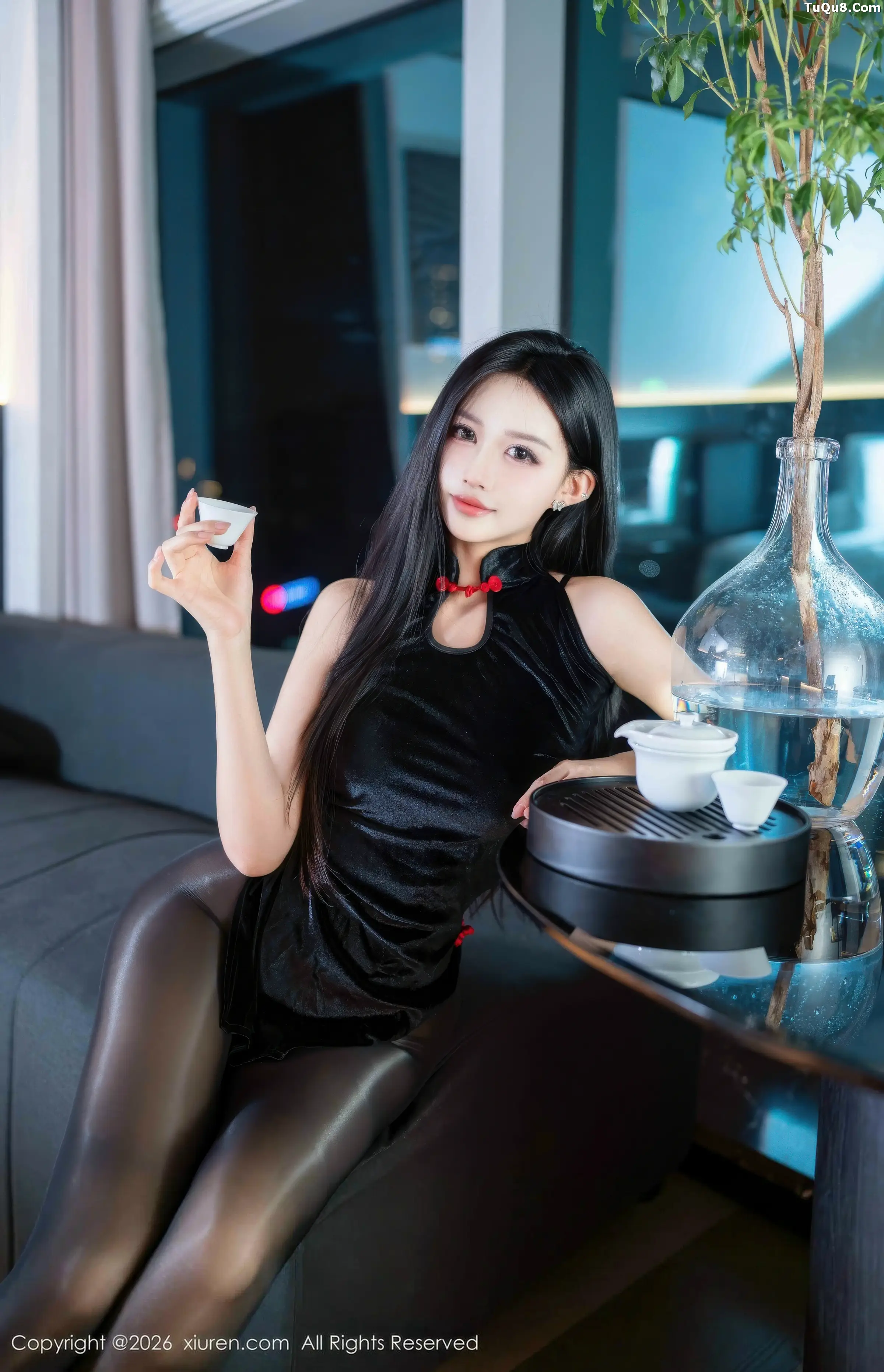   [XiuRen]高清写真图 2026.01.30 No.11300 shelly诗莉 黑色情趣内衣第10张图片