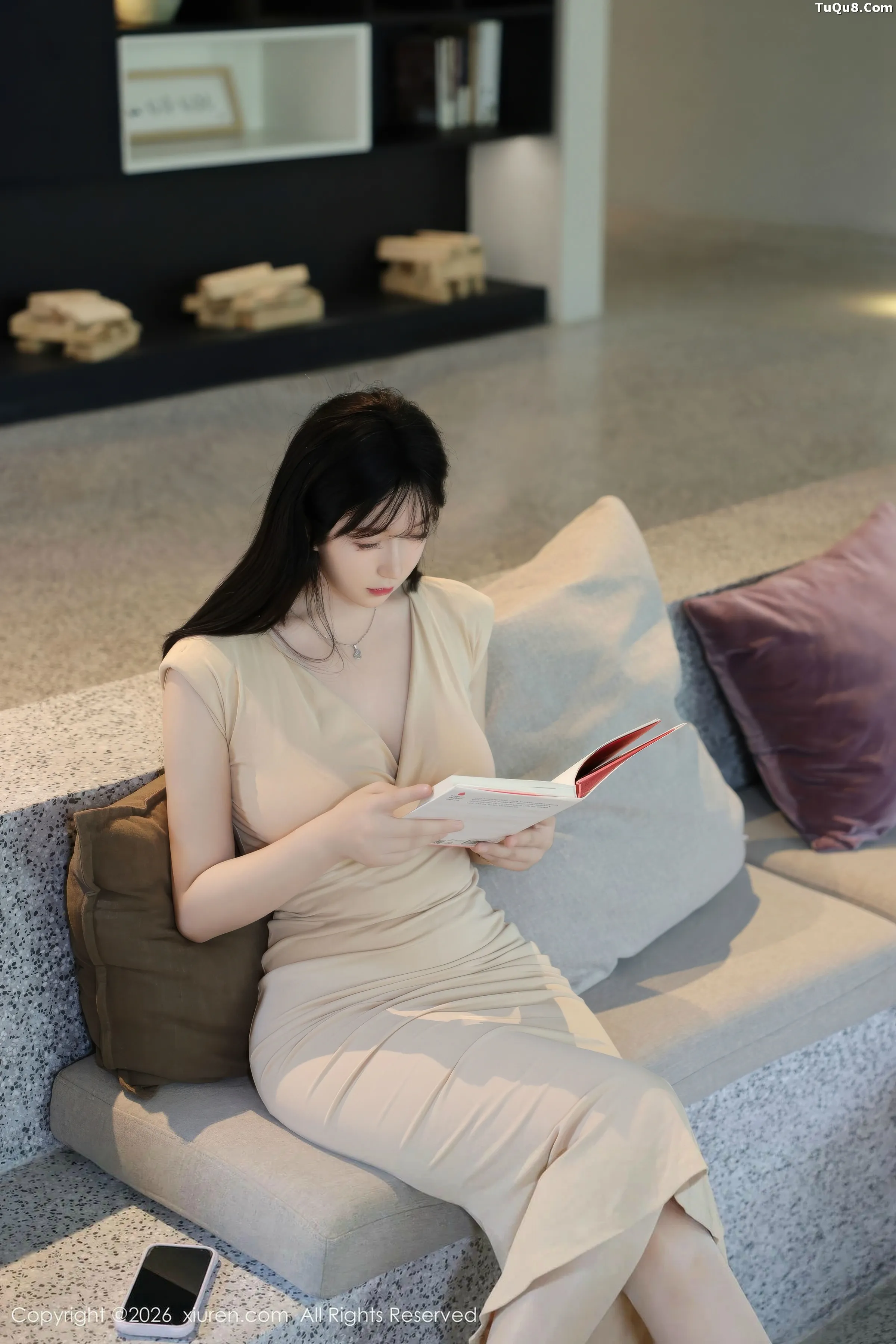   [XiuRen]高清写真图 2026.01.29 No.11288 奶思兔 凹凸身材第1张图片