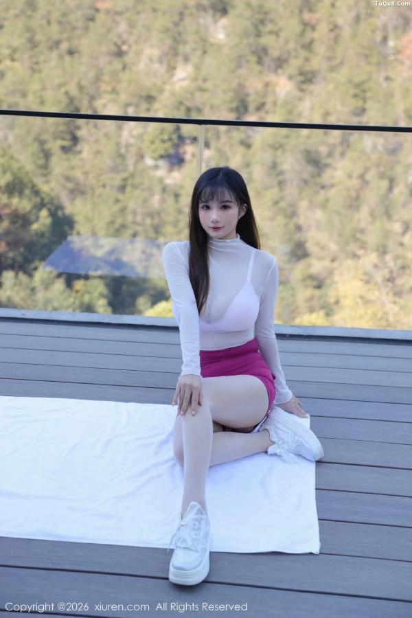   [XiuRen]高清写真图 2026.01.30 No.11305 小肉肉咪 轻透白色上衣第2张图片