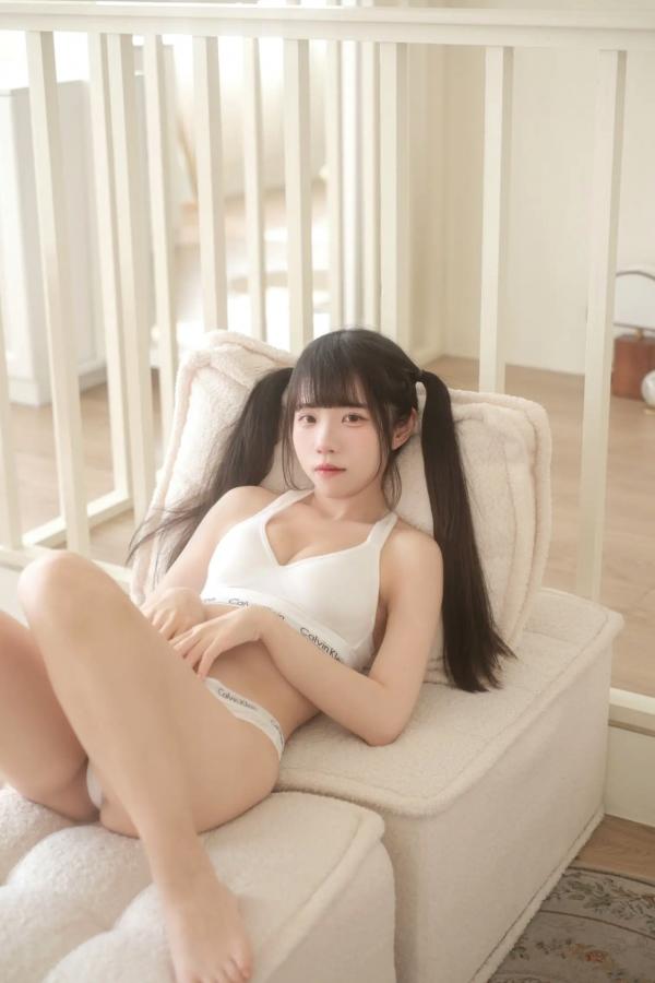   可可小白兔 - 小猫娘想被主人疼爱 家居内衣清纯私房照 [62P]第6张图片