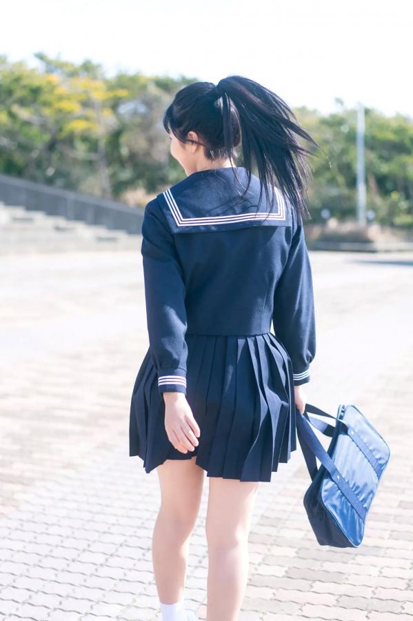   南みゆか - 妹是粘人精 清纯JK校服与居家性感内衣写真 [73P]第7张图片