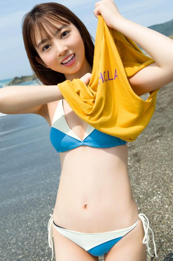   塚田百々日系清纯比基尼写真：阳光草坪与私房治愈美少女[35P]第3张图片