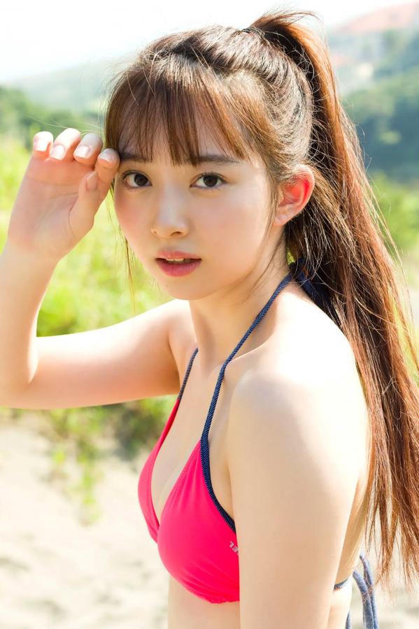   塚田百々日系清纯比基尼写真：阳光草坪与私房治愈美少女[35P]第33张图片