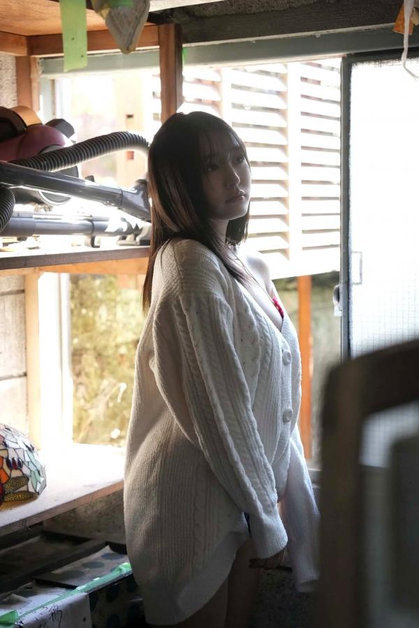  白濱美兎《うさぎおいし》性感比基尼与清纯户外写真 [43P]第6张图片