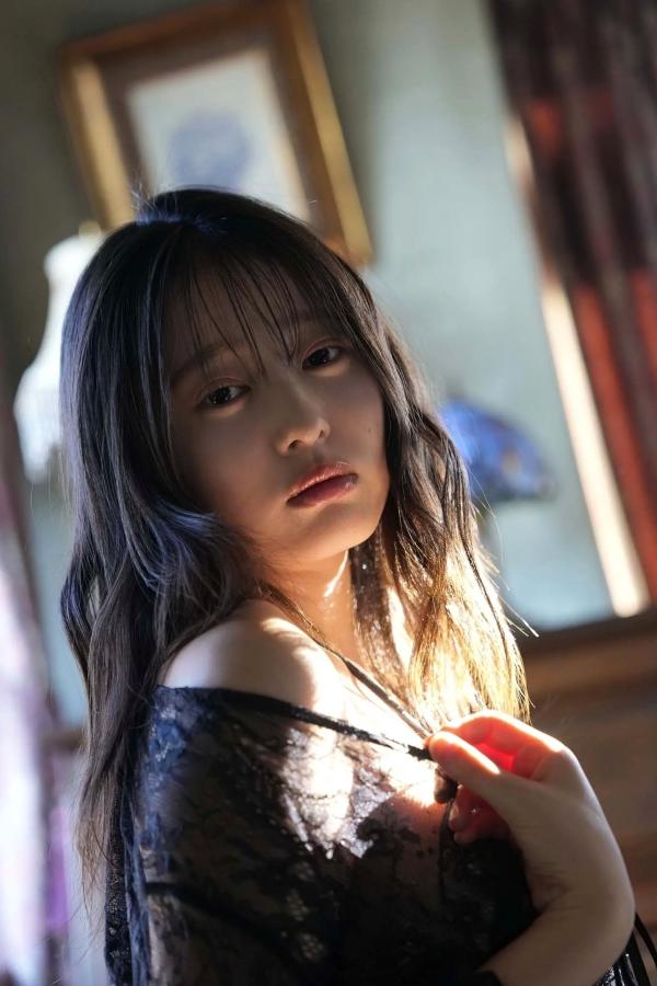   白濱美兎《うさぎおいし》性感比基尼与清纯户外写真 [43P]第29张图片