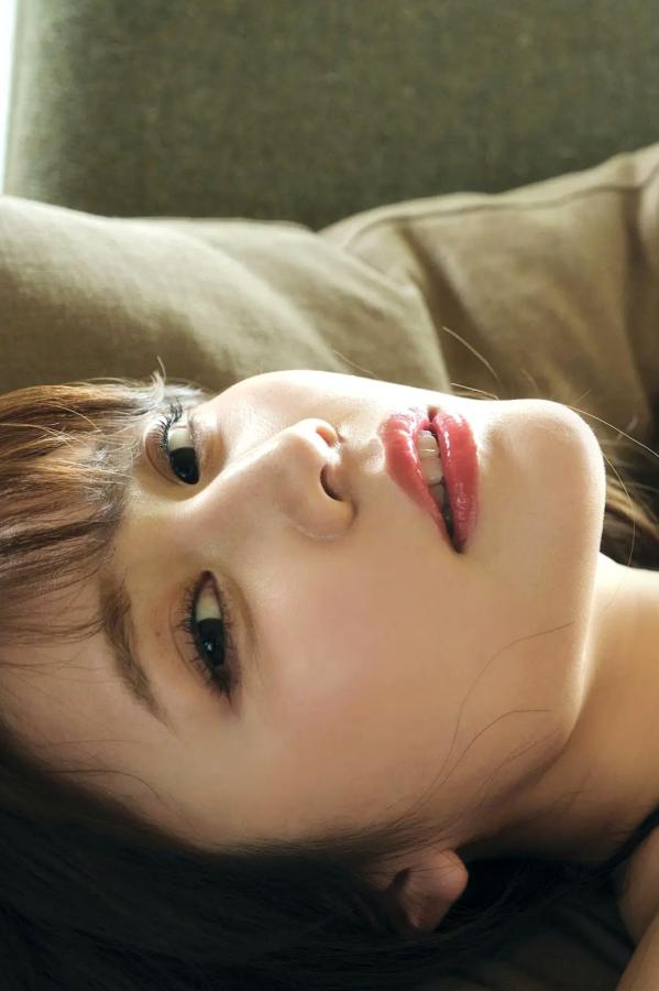   小日向ゆか - ひなたに咲く花 2 [61P] 黑色比基尼性感私房写真第15张图片