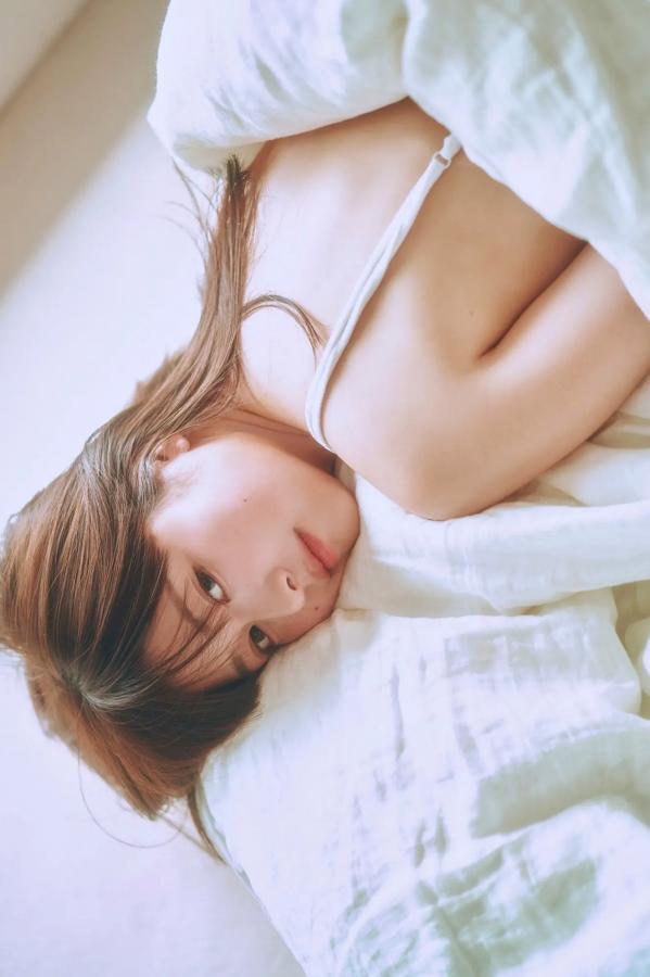   冴木柚葉 - Lo-fi Girl [42P] 日本清纯女神家居内衣私房照第23张图片