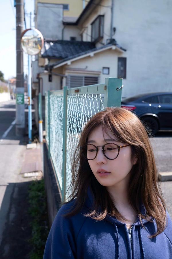   《花雨 - 真昼の出来事》日本女神清新户外性感内衣写真 [80P]第2张图片
