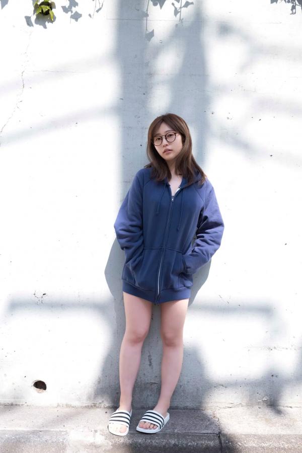  《花雨 - 真昼の出来事》日本女神清新户外性感内衣写真 [80P]第3张图片