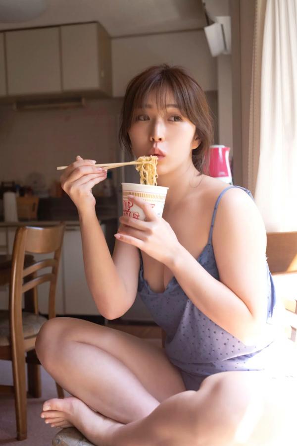   《花雨 - 真昼の出来事》日本女神清新户外性感内衣写真 [80P]第20张图片