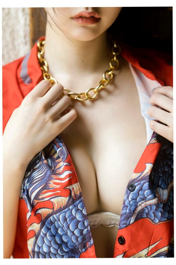   桥本萌花 SideA冷艳性感内衣私房写真：波涛胸涌极品尤物 [49P]第23张图片