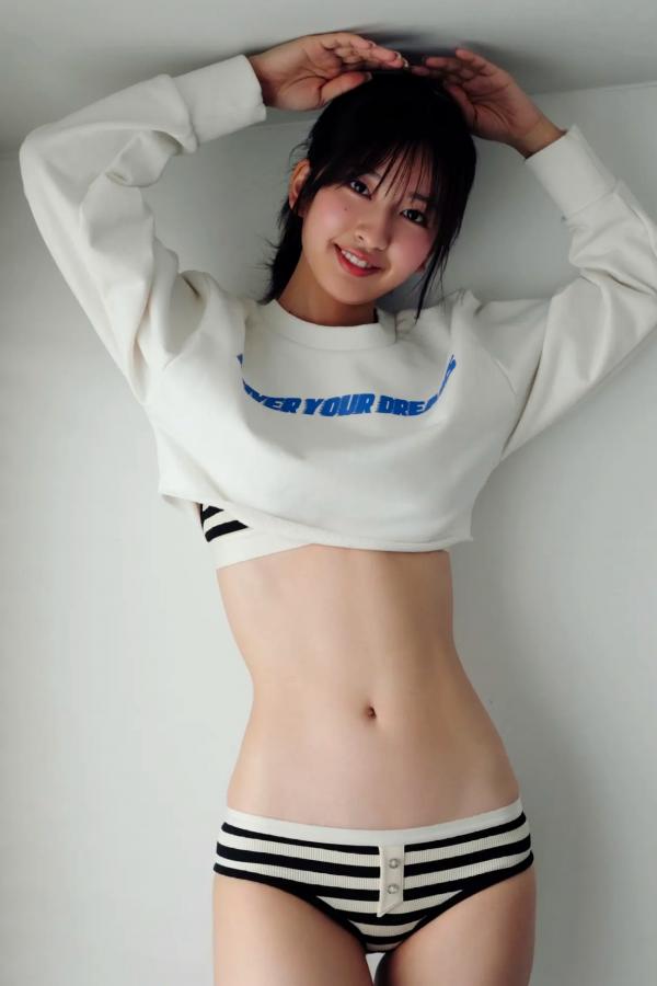   斉藤里奈 - 清纯家居与条纹比基尼性感写真 Attractive [61P]第18张图片