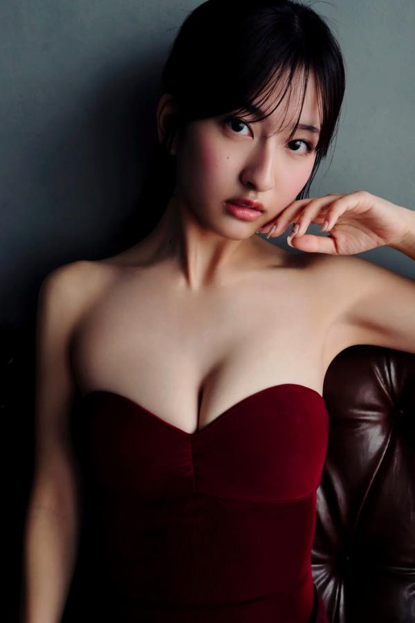   斉藤里奈 - 清纯家居与条纹比基尼性感写真 Attractive [61P]第32张图片