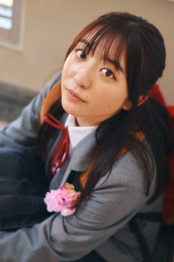   麻倉瑞季 - 制服グラビア～卒業の季節～ 校园教室毕业季纯欲白嫩比基尼写真 [36P]第28张图片