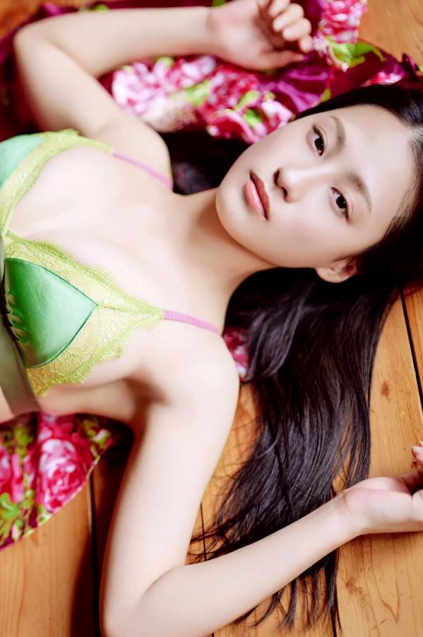 澄田綾乃  澄田綾乃 - アイスキャンディーが溶けるまで [91P] 日式家居性感内衣与和服私房写真第11张图片