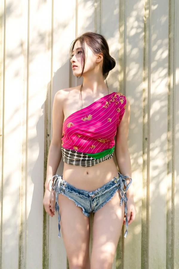 澄田綾乃  澄田綾乃 - 阳光沙滩比基尼性感户外写真 [94P]第23张图片