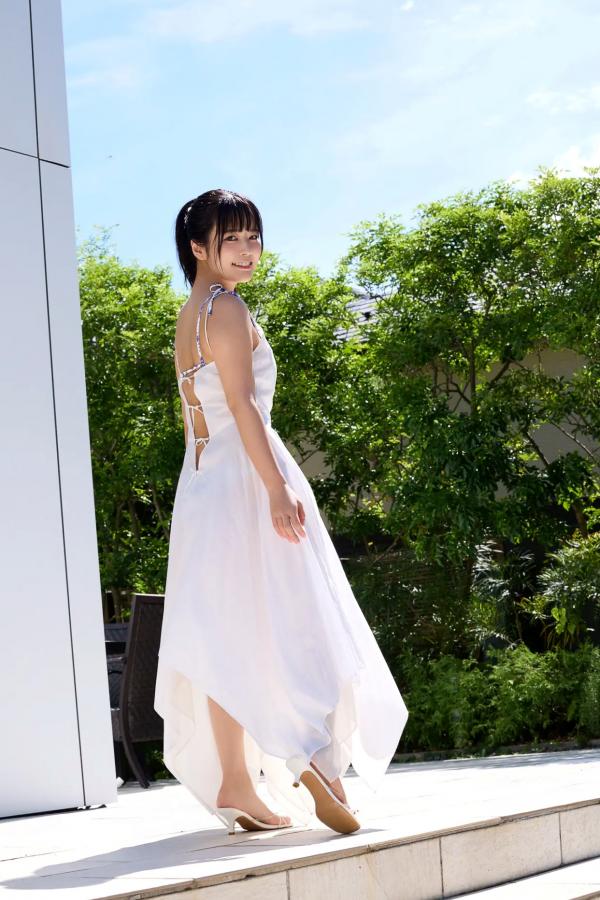   东云云《いつでもいっしょ！》日本性感女神家居内衣与泳池私房写真第2张图片