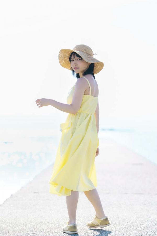   紀内乃秋 - 所属0日デビュー 阳光海边清纯比基尼与治愈连衣裙写真 [69P]第9张图片