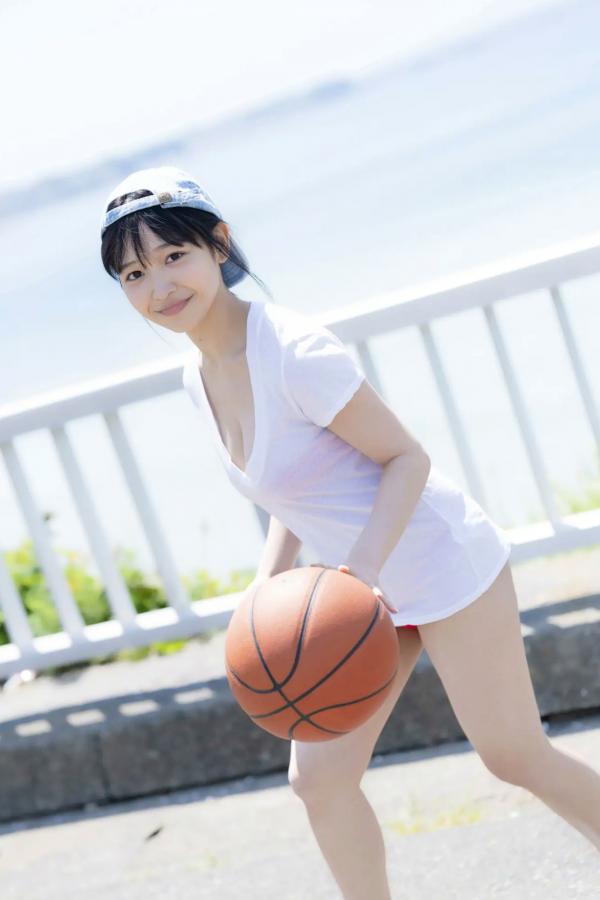   紀内乃秋 - 所属0日デビュー 阳光海边清纯比基尼与治愈连衣裙写真 [69P]第12张图片