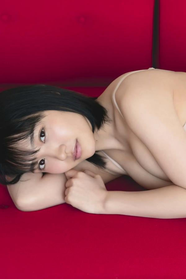   紀内乃秋 - 所属0日デビュー 阳光海边清纯比基尼与治愈连衣裙写真 [69P]第36张图片
