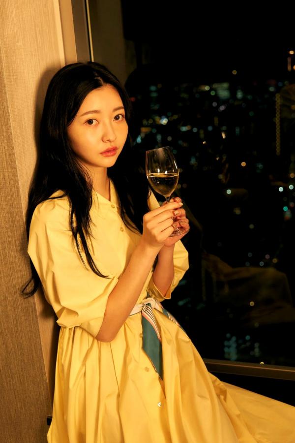   桥本萌花 - 浴室湿身诱惑与夜景私房性感写真 [50P]第9张图片