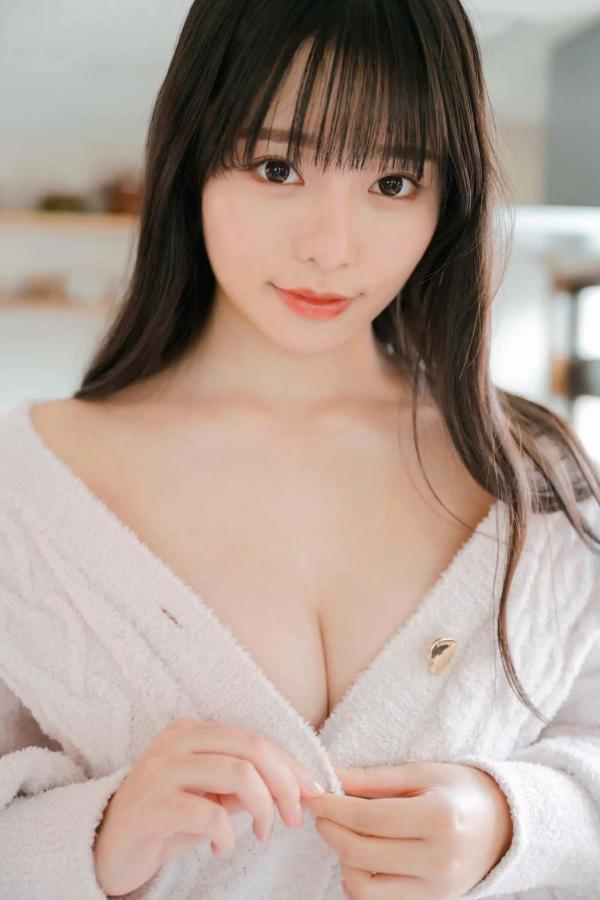    《高鶴桃羽 - ももはのワルツ [60P]》日本清纯女神浴室湿身与性感家居私房写真第29张图片