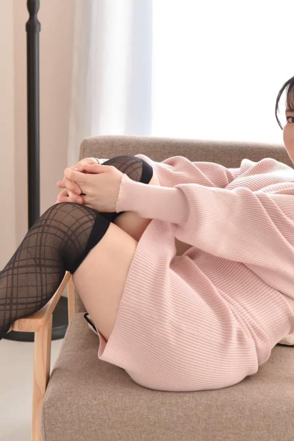  [LOVEPOP] Luna Amemiya 雨宮留菜 Photoset 04 [101P] 粉色针织裙温婉家居性感私房写真第42张图片