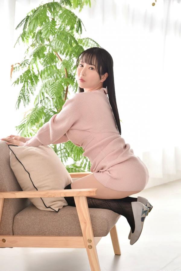   [LOVEPOP] Luna Amemiya 雨宮留菜 Photoset 04 [101P] 粉色针织裙温婉家居性感私房写真第66张图片