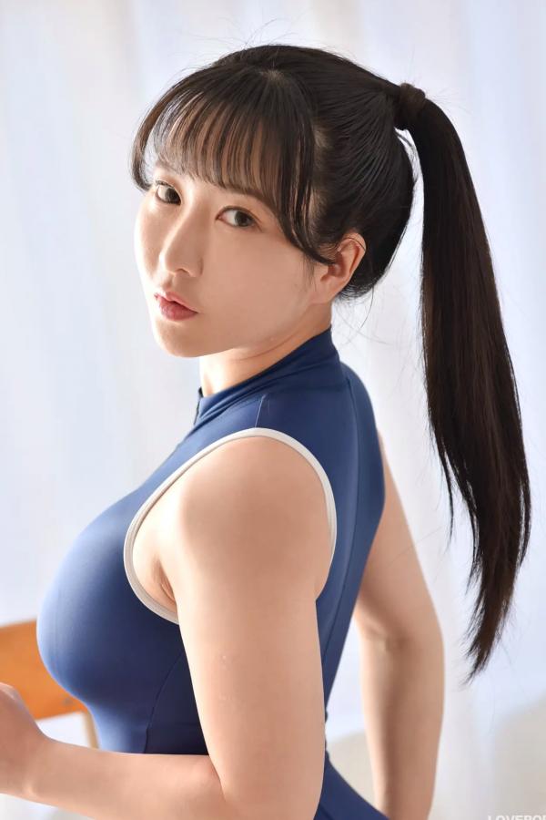   [LOVEPOP] Luna Amemiya 雨宮留菜 Photoset 01 [104P] 蓝色竞技泳衣性感私房写真第16张图片