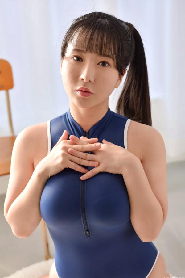   [LOVEPOP] Luna Amemiya 雨宮留菜 Photoset 01 [104P] 蓝色竞技泳衣性感私房写真第33张图片