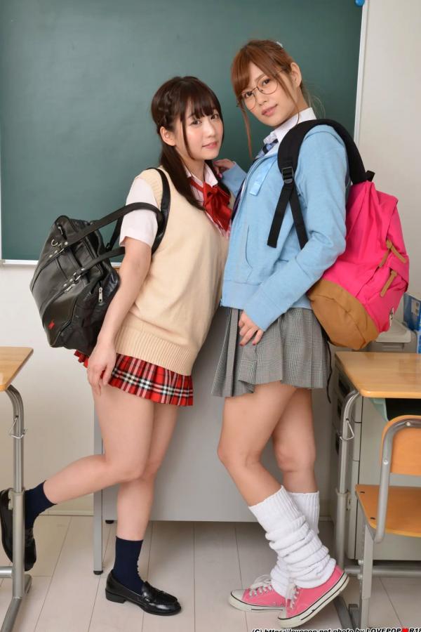   [LOVEPOP] Hikaru Konno 紺野ひかる & Yuri Shinomiya 篠宮ゆり Photoset 01 [123P] 教室校服制服美腿诱惑写真第4张图片