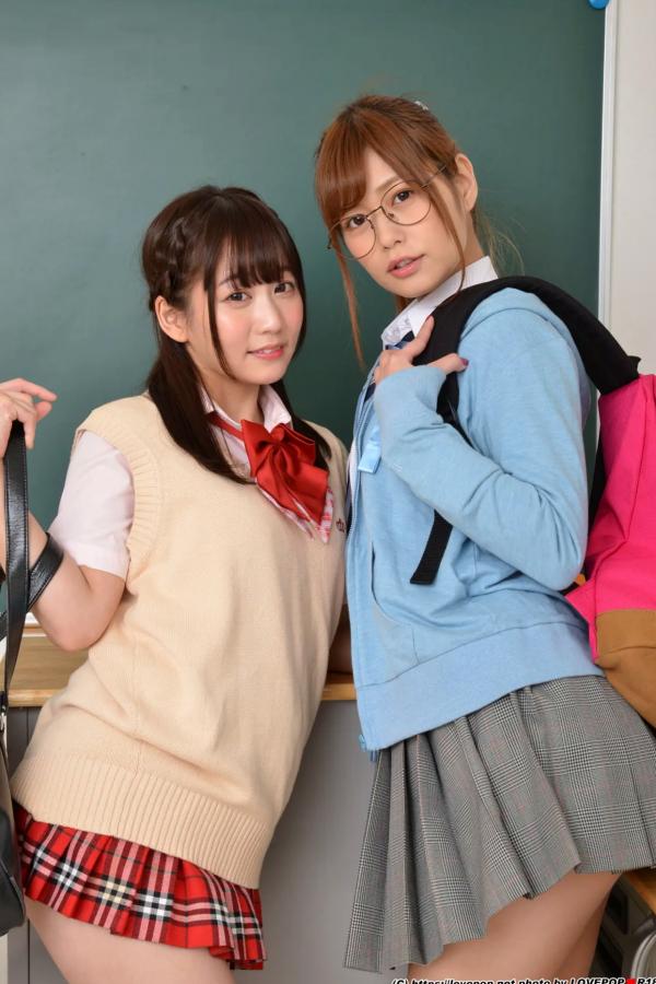   [LOVEPOP] Hikaru Konno 紺野ひかる & Yuri Shinomiya 篠宮ゆり Photoset 01 [123P] 教室校服制服美腿诱惑写真第5张图片