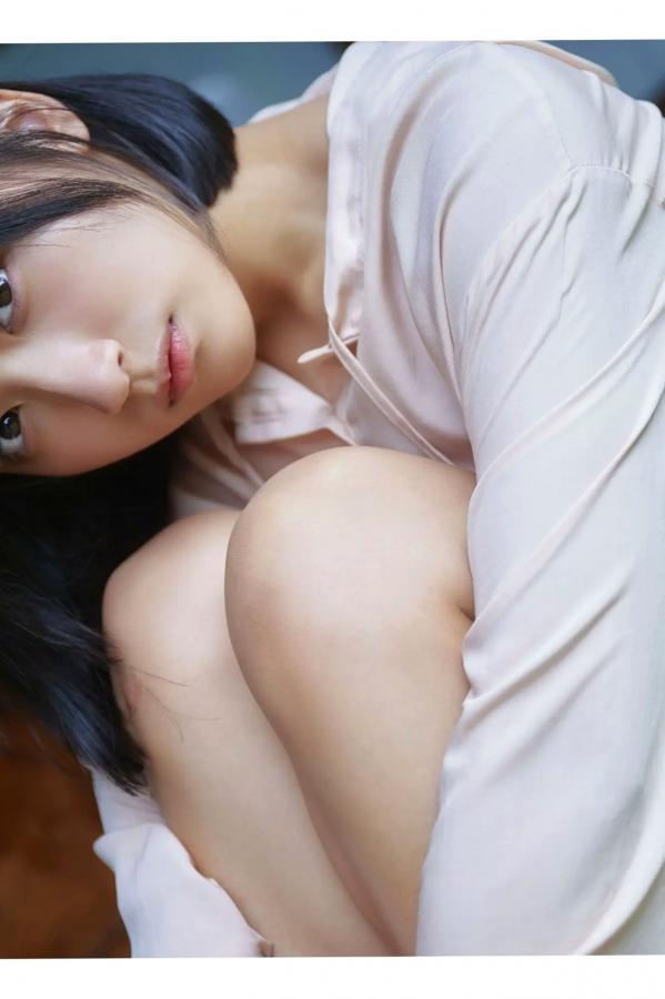   水野瞳 - 瞬間、恋に落ちる [81P] 日本清纯美少女家居比基尼性感写真第18张图片