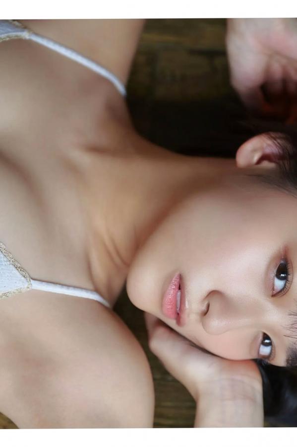   水野瞳 - 瞬間、恋に落ちる [81P] 日本清纯美少女家居比基尼性感写真第36张图片