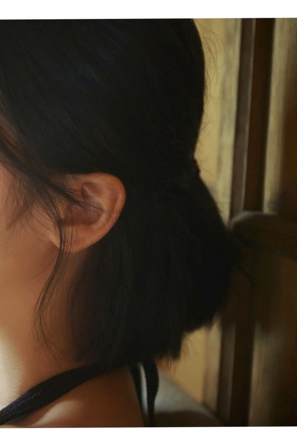   水野瞳 - 瞬間、恋に落ちる [81P] 日本清纯美少女家居比基尼性感写真第70张图片