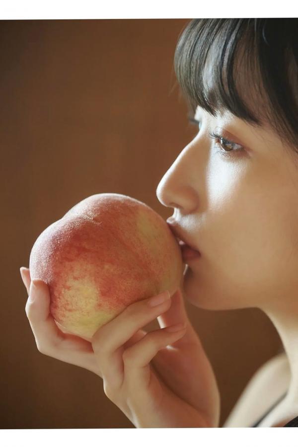   水野瞳 - 瞬間、恋に落ちる [81P] 日本清纯美少女家居比基尼性感写真第72张图片