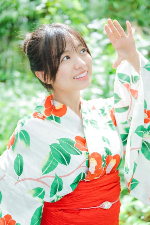   加藤綾乃 - なつやすみ！和服与浅色比基尼清新夏日写真 [54P]第4张图片