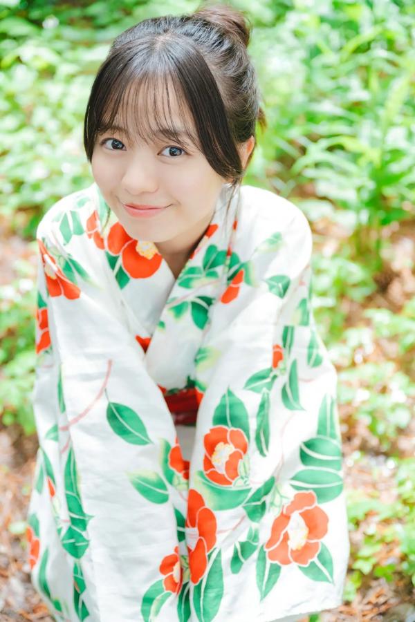   加藤綾乃 - なつやすみ！和服与浅色比基尼清新夏日写真 [54P]第7张图片