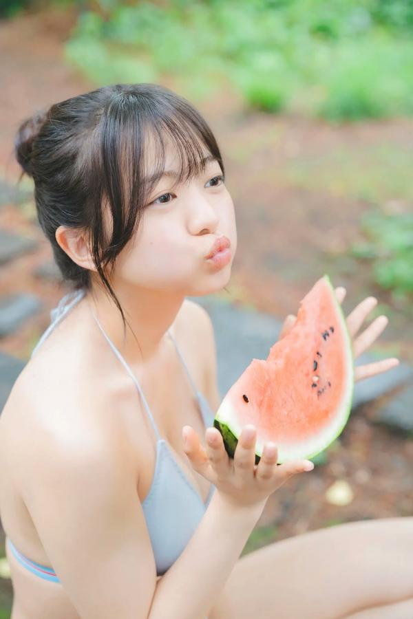   加藤綾乃 - なつやすみ！和服与浅色比基尼清新夏日写真 [54P]第53张图片