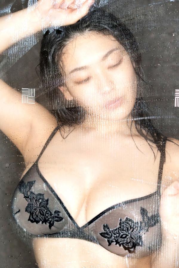 風吹ケイ 風吹惠 風吹ケイ - 浴室湿身黑色蕾丝内衣性感写真 极致诱惑 [56P]第45张图片