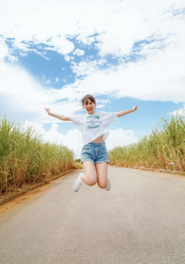    賀喜遥香 - まっさら [117P] 纯白比基尼海滩度假与都市清新街拍写真第10张图片