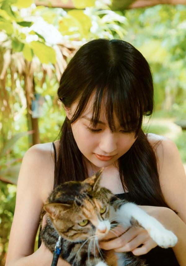    賀喜遥香 - まっさら [117P] 纯白比基尼海滩度假与都市清新街拍写真第25张图片