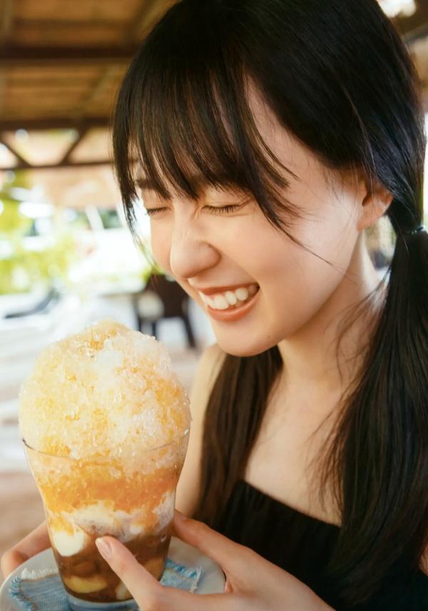    賀喜遥香 - まっさら [117P] 纯白比基尼海滩度假与都市清新街拍写真第27张图片