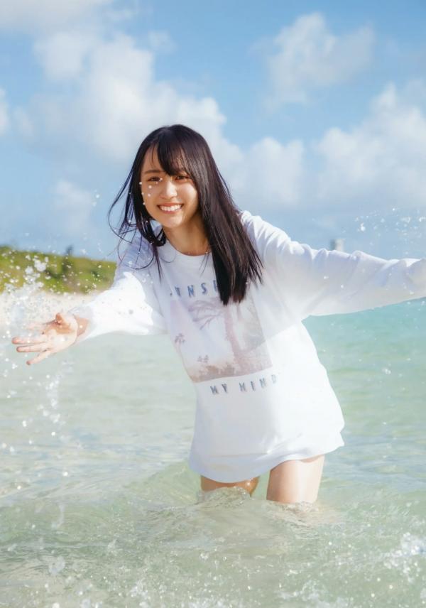    賀喜遥香 - まっさら [117P] 纯白比基尼海滩度假与都市清新街拍写真第31张图片